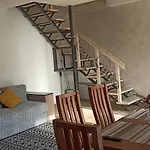 Legit House Apartamento *
