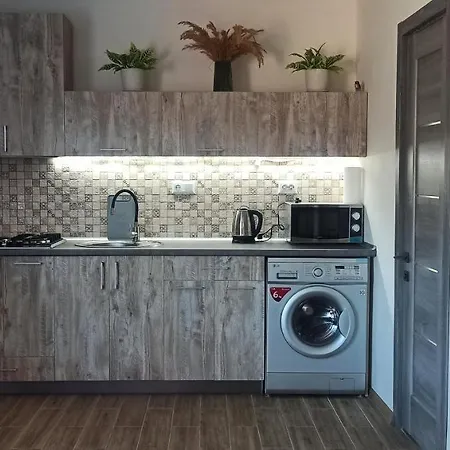 Legit House 야렘체