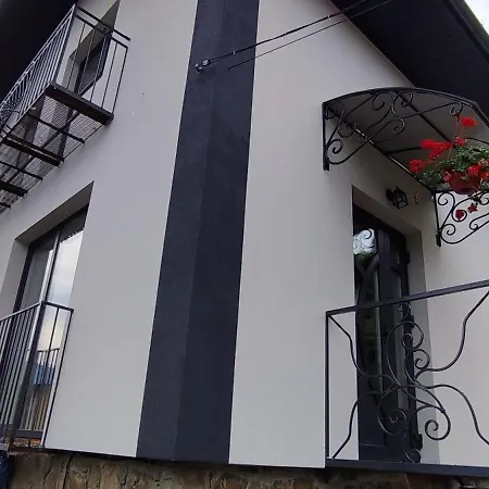 Legit House Apartment Jaremtsche