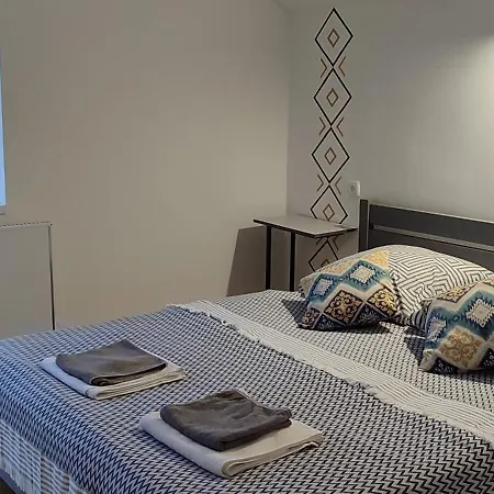 Legit House Jaremtsche